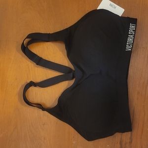NWT Victoria's Secret sports bra